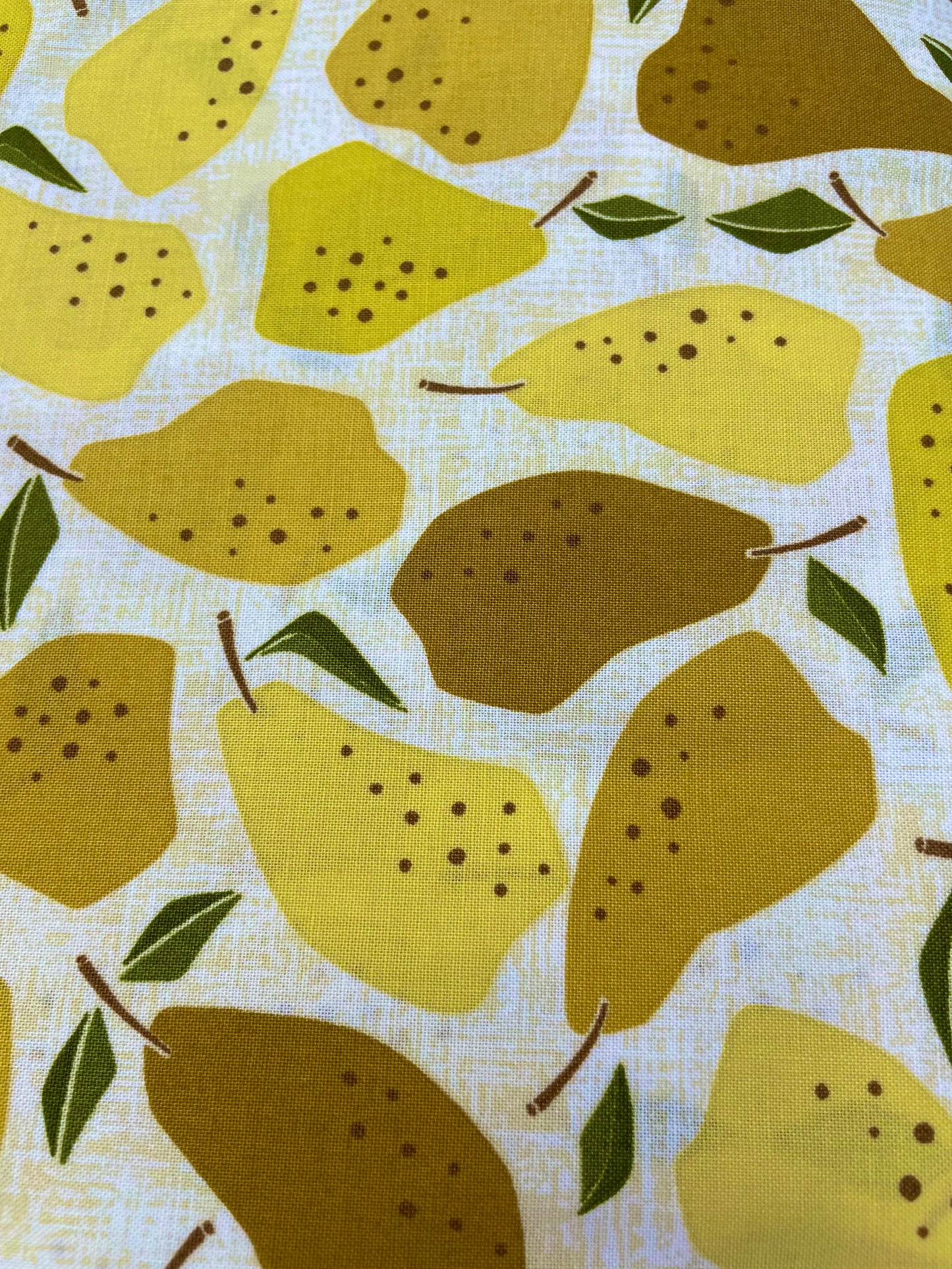 Under the Apple Tree 304000-13