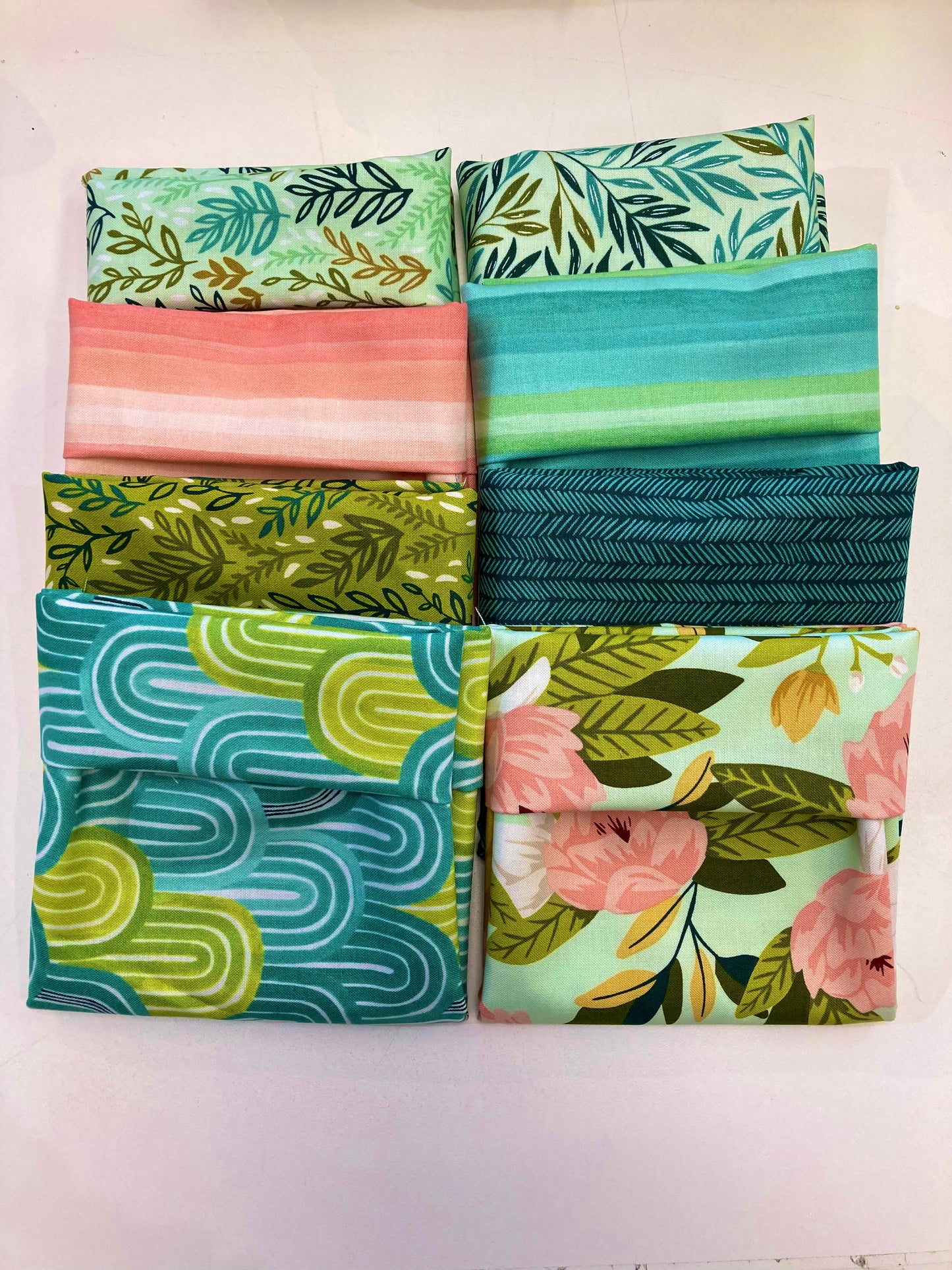 Willow #2 Fat Quarter Bundle