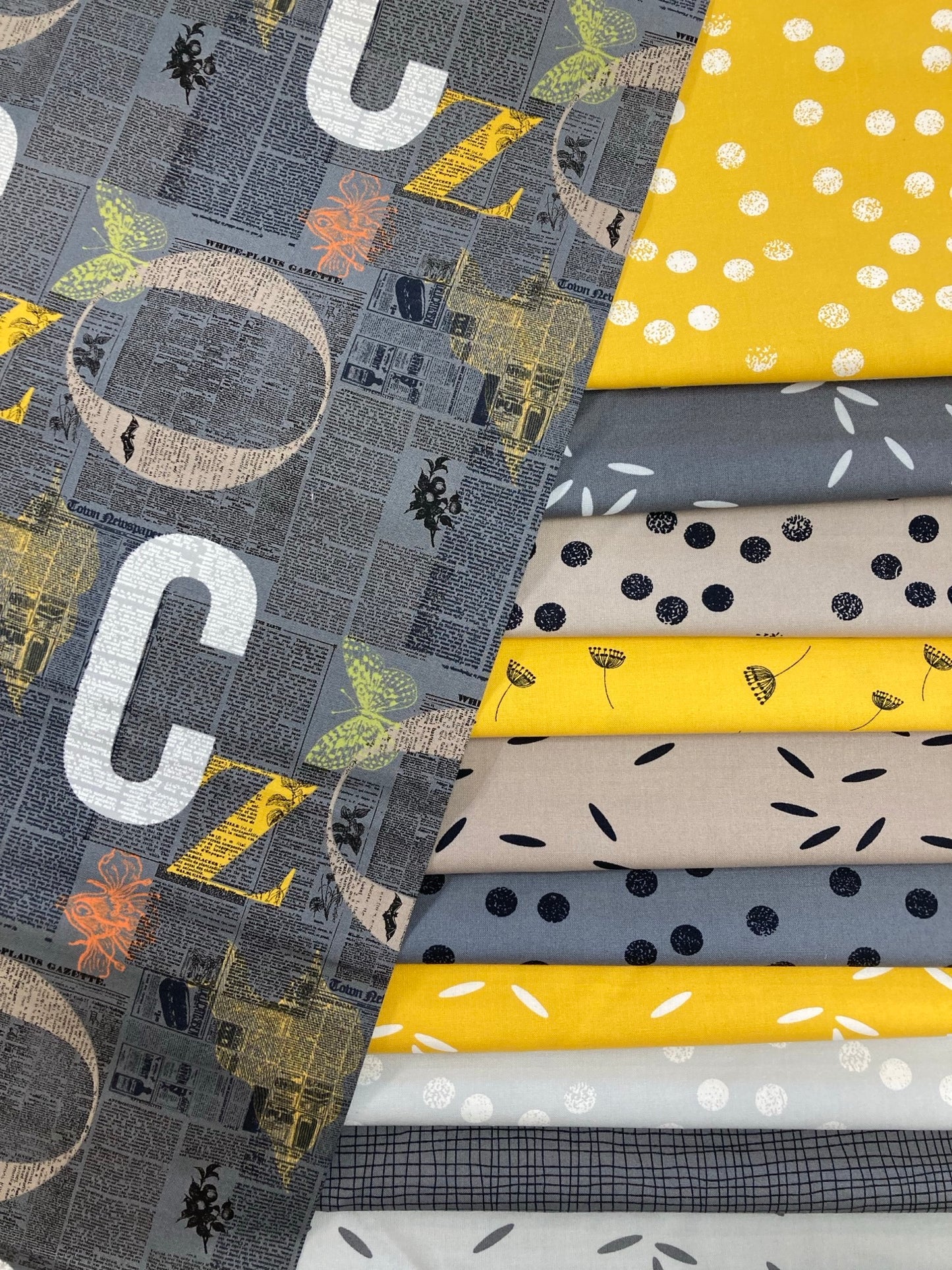 Filigree Fat Quarter Bundle