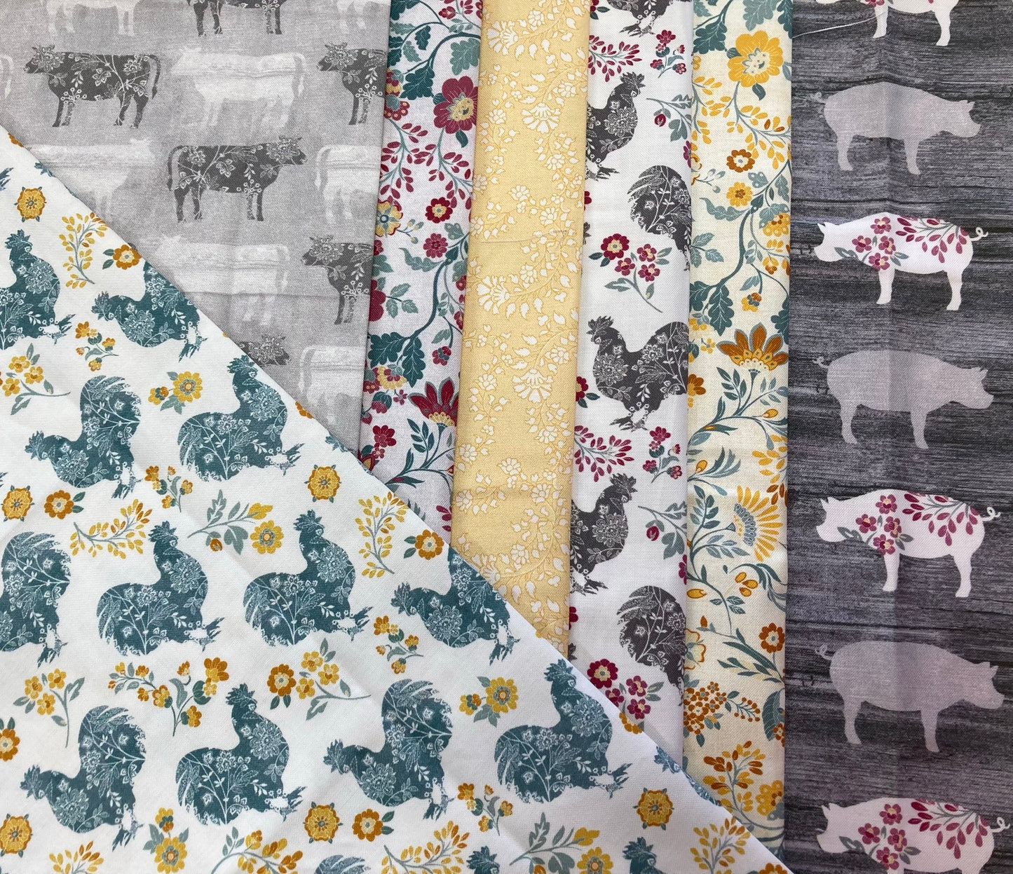 Chalk Barn Fat Quarter Bundle