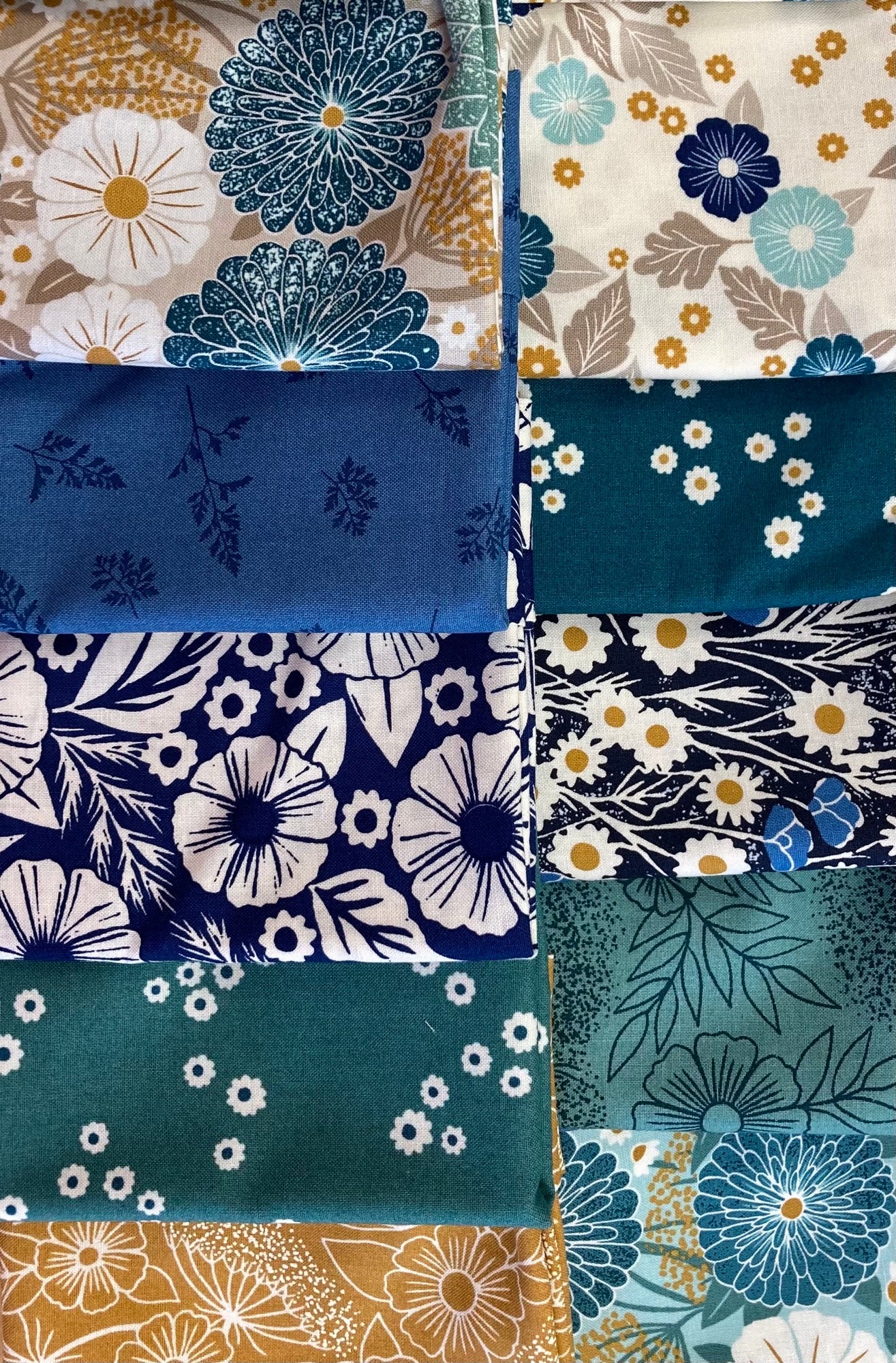 Field of Flowers #1 Fat Quarter Bundle