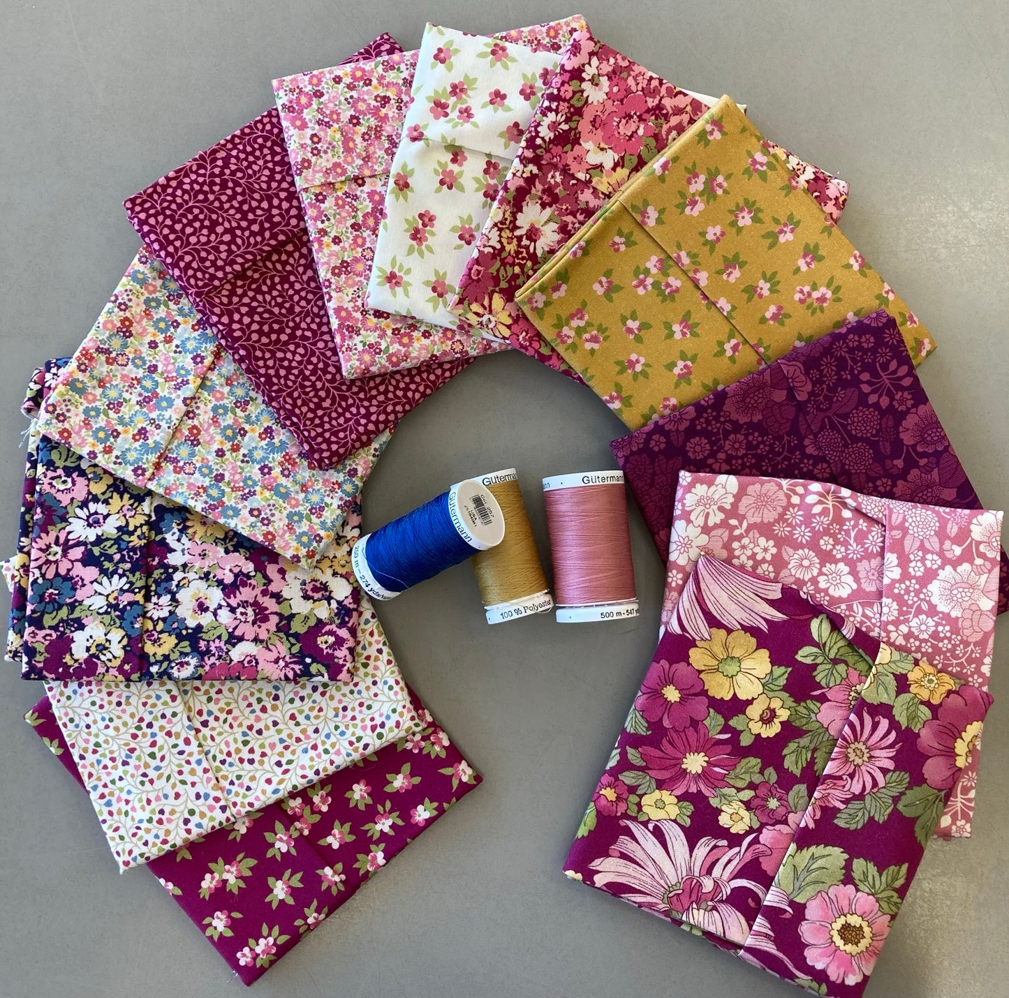 Chelsea Garden Rose Fat Quarter Bundle