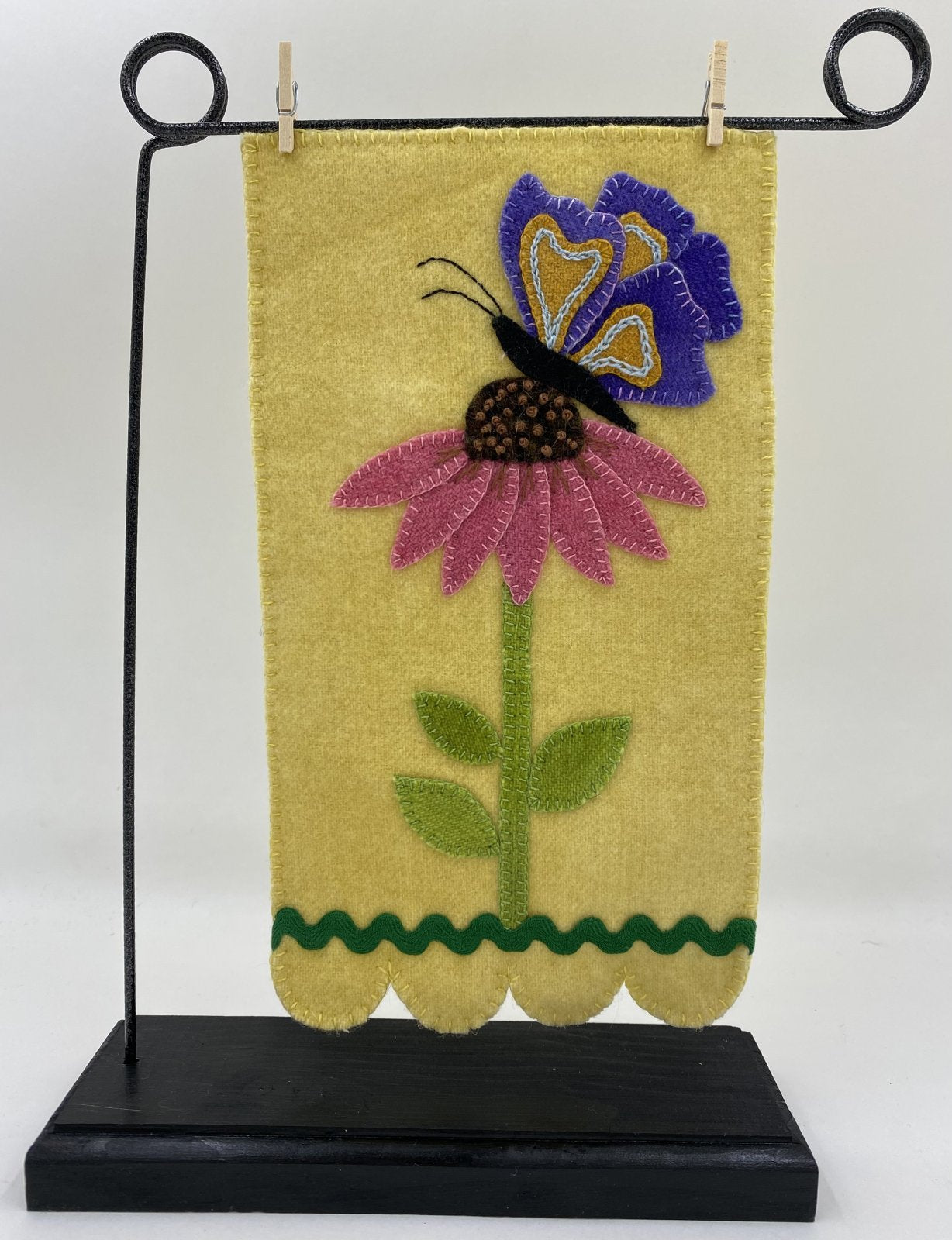 Mini Tabletop Hanger