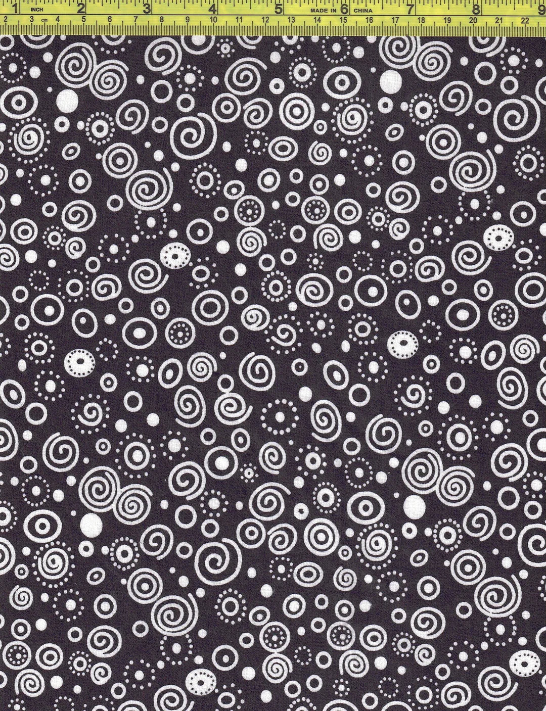 RI9030 WIDE FLANNEL Black and White