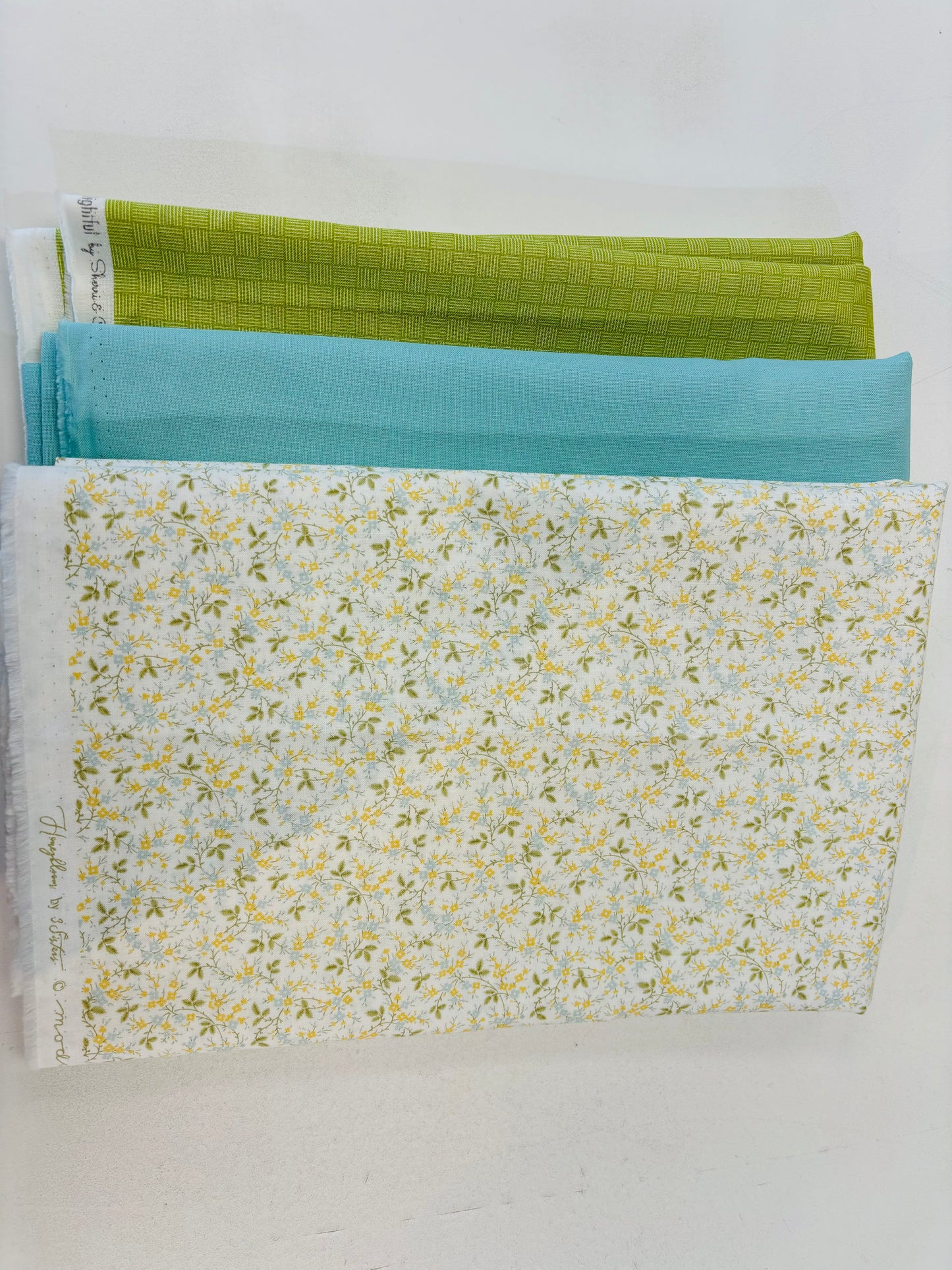 Honeybloom Quilt Kit