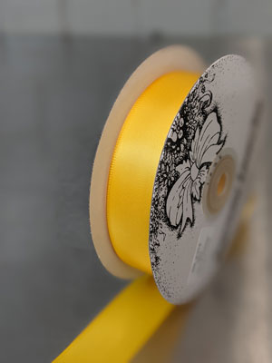 200 5-012 Gold Double Face Ribbon