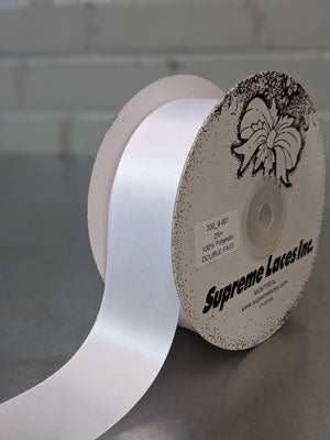 200 9-001 White 1.5" Double Faced Ribbon