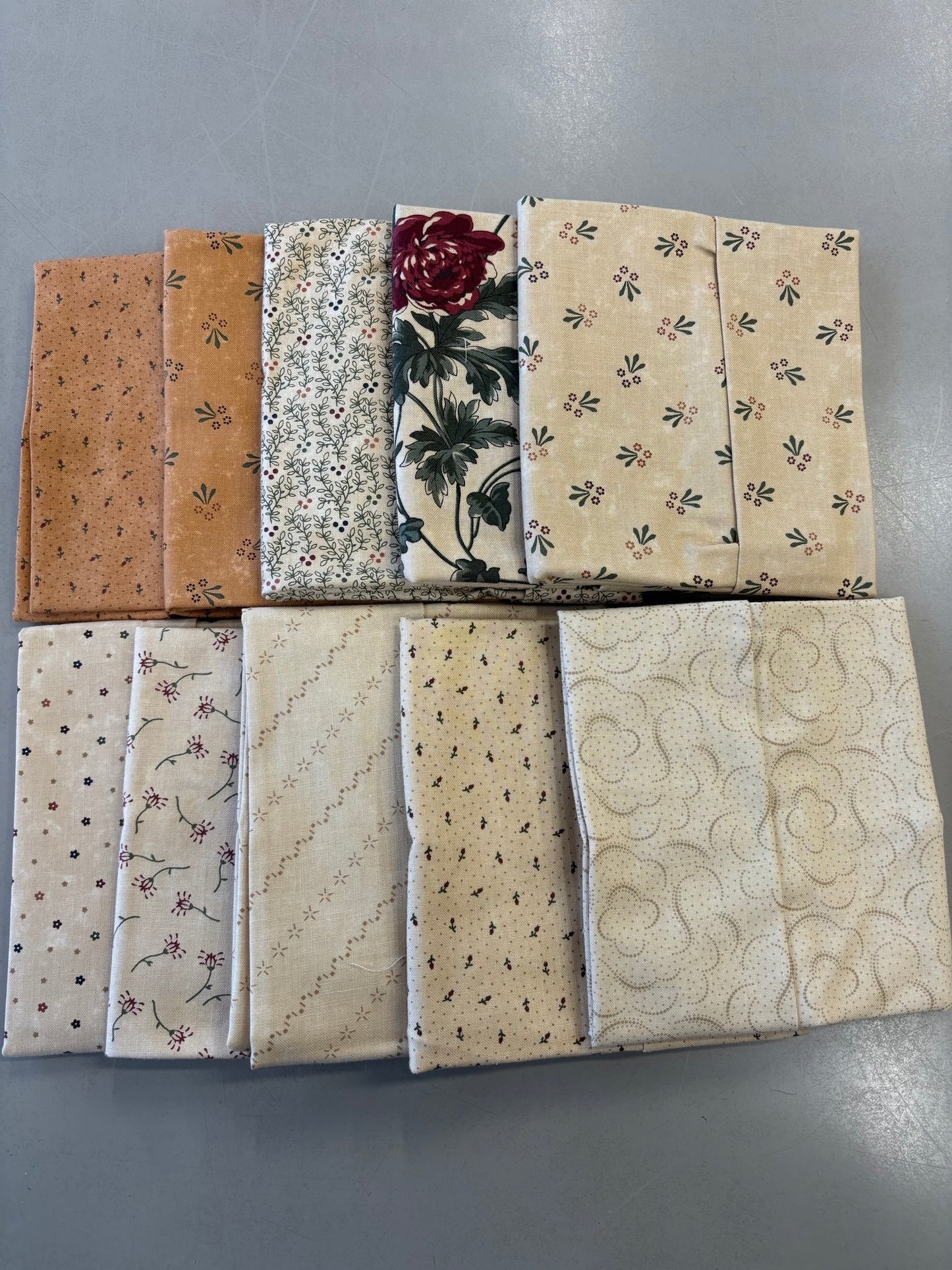 Daisy Lane Floral Cream Fat Quarter Bundle
