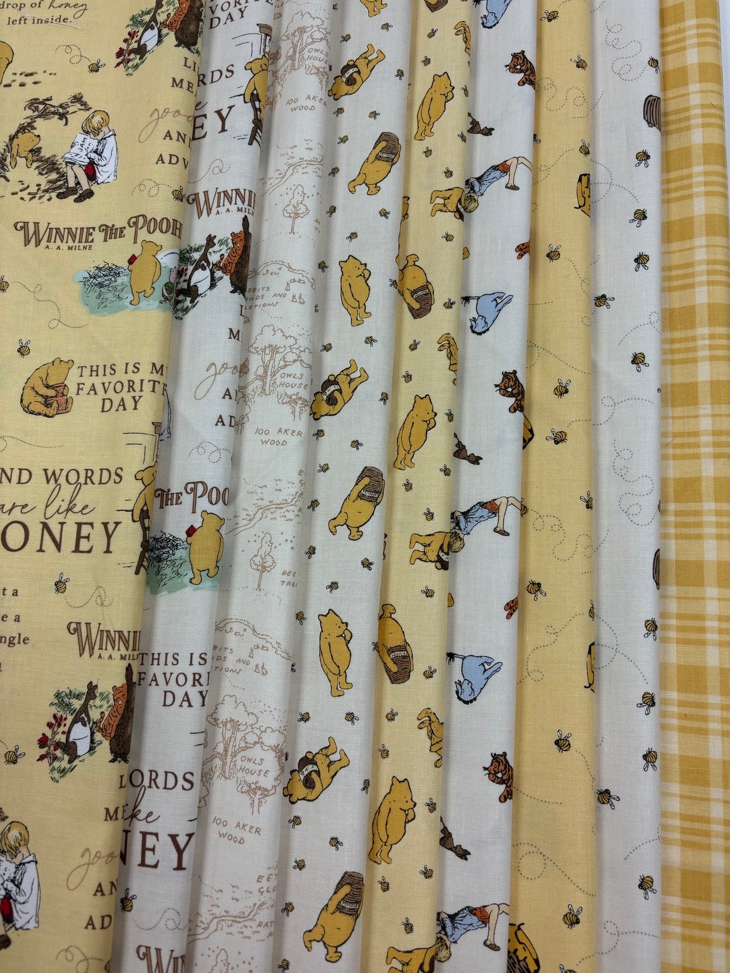 Winnie the Pooh Fat Quarter Bundle
