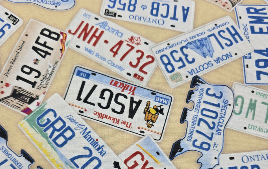 Proudly Canadian License Plate QC162 Natural