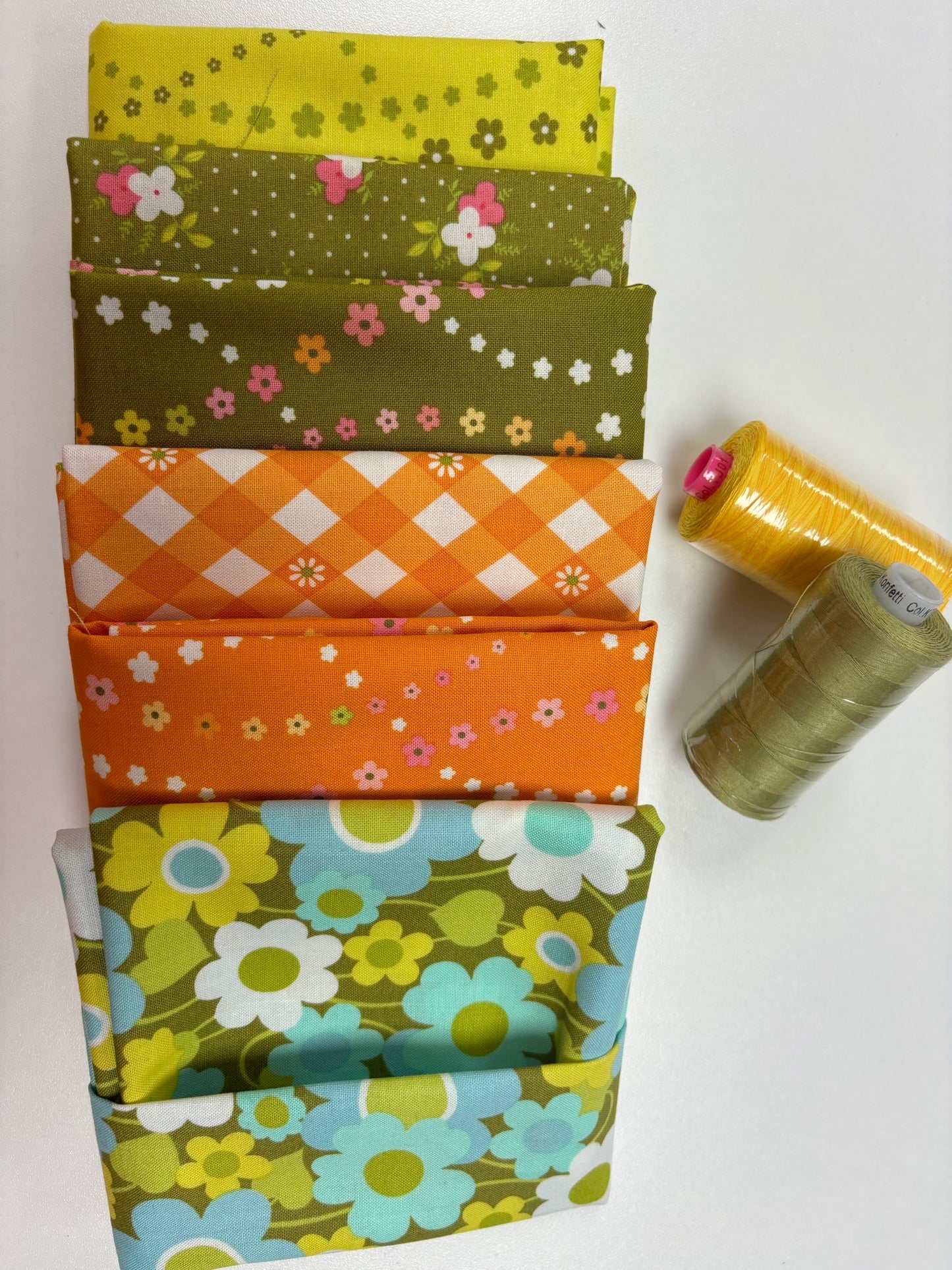 Groovy Fat Quarter Bundle