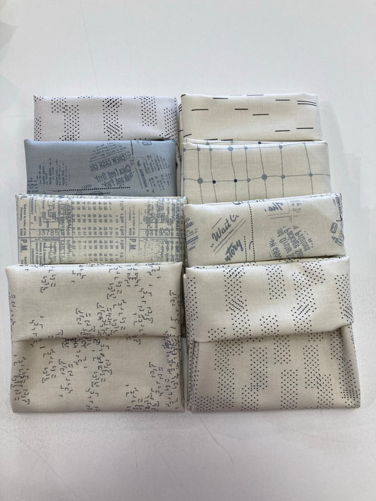 Modern Background 8 Fat Quarter Bundle