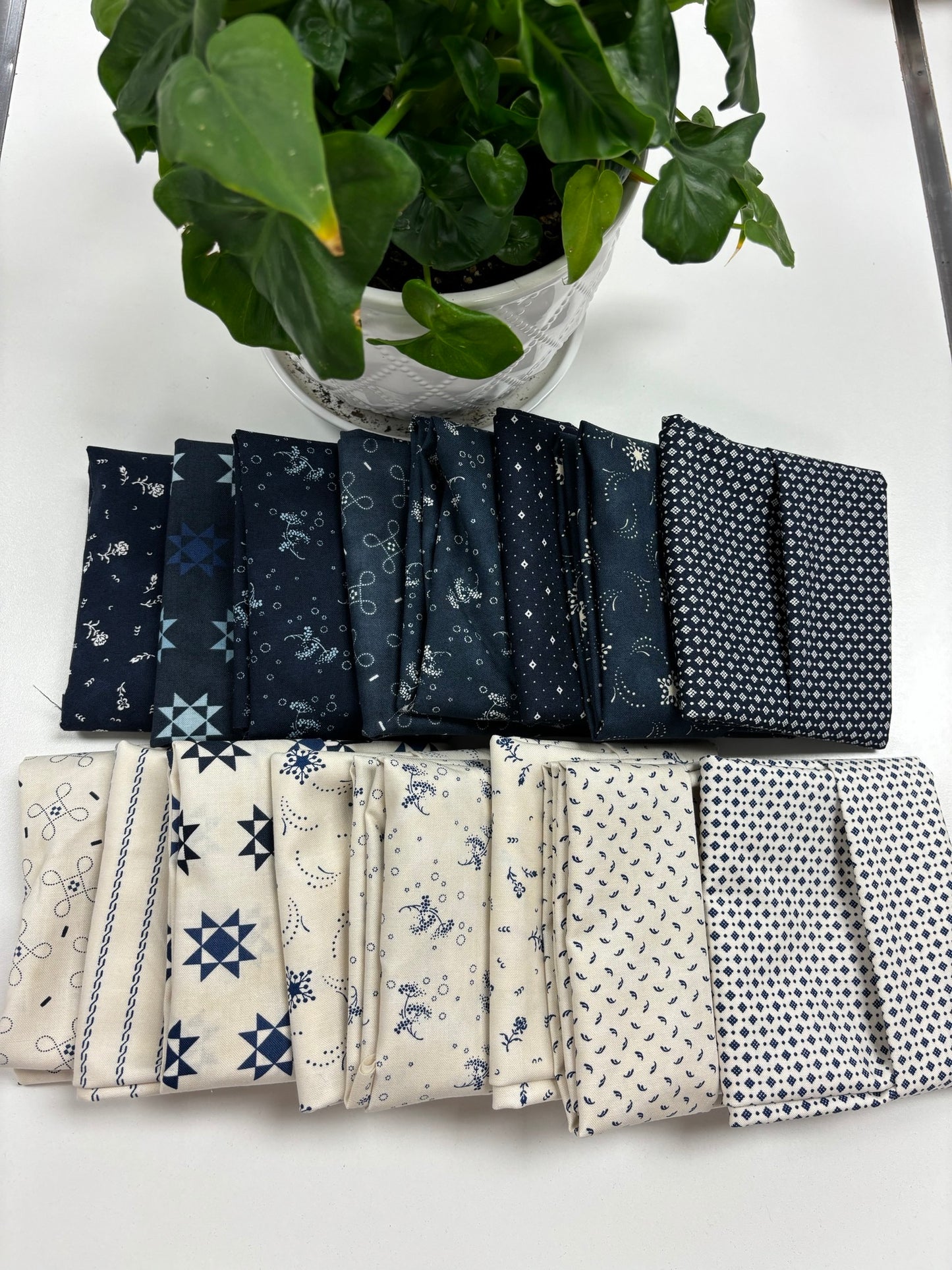 Pilaf Quilt Kit Navy